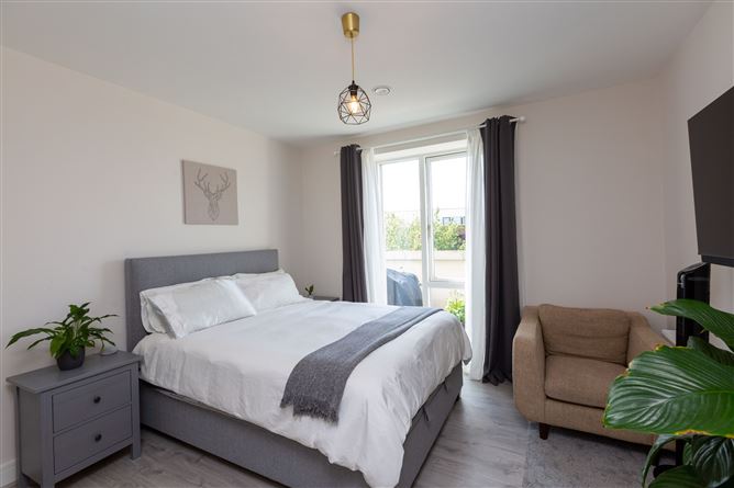 22 Sycamore Hall, Clay Farm, Leopardstown, Dublin 18