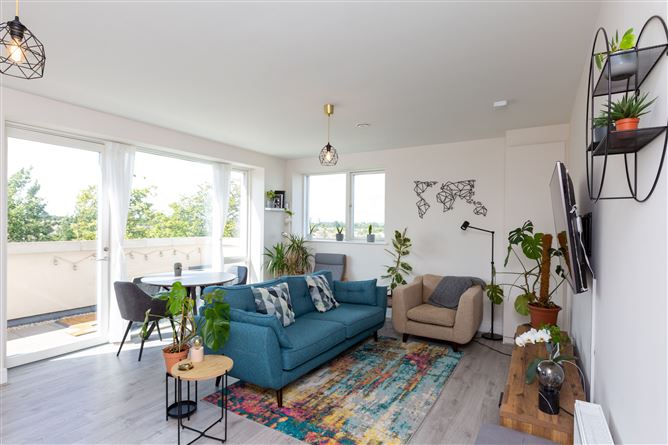 22 Sycamore Hall, Clay Farm, Leopardstown, Dublin 18