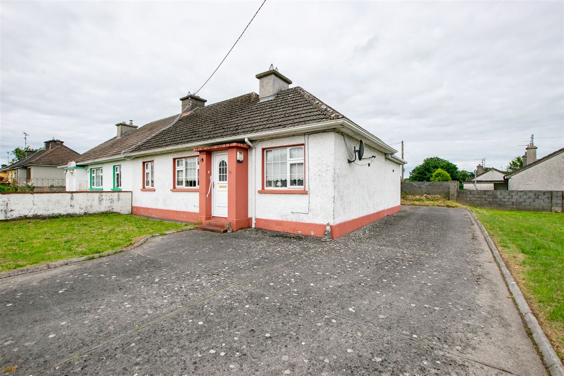 18 Old Glenview, Castlepollard, Westmeath James L. Murtagh