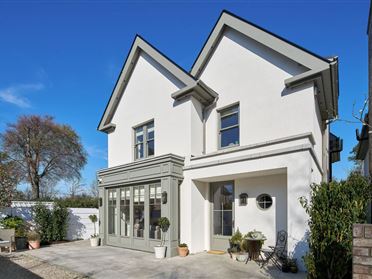 Image for 2 Castle Court, Clontarf, Dublin 3