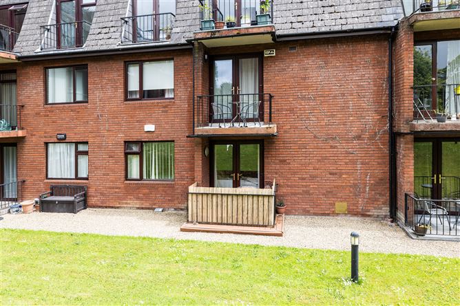 https://photos-a.propertyimages.ie/media/3/9/6/5000693/22d52f7e-557b-42cf-adb0-f73161bdccac_l.jpg