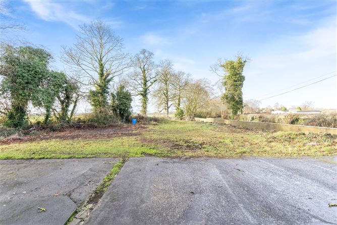 Yellow Walls Lane, Garlow Cross, Navan, Co. Meath