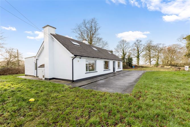 Yellow Walls Lane, Garlow Cross, Navan, Co. Meath