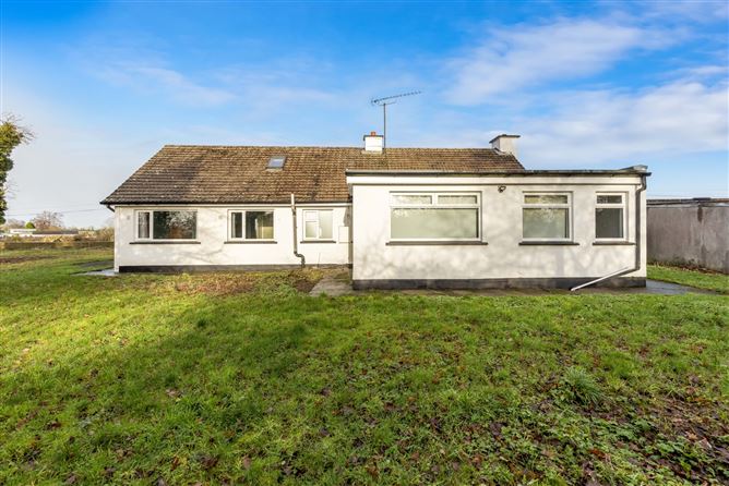 Yellow Walls Lane, Garlow Cross, Navan, Co. Meath