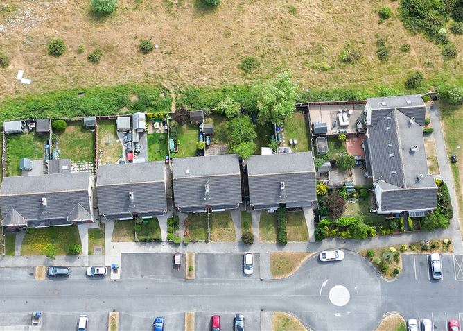 30 The Crescent, Ashfield, Bagenalstown, Carlow