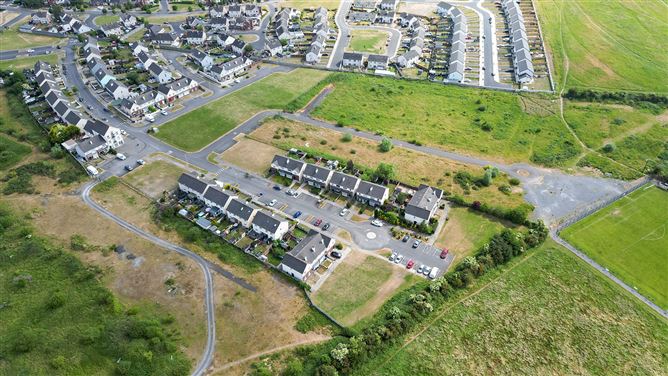30 The Crescent, Ashfield, Bagenalstown, Carlow