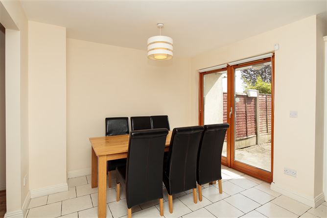 30 The Crescent, Ashfield, Bagenalstown, Carlow