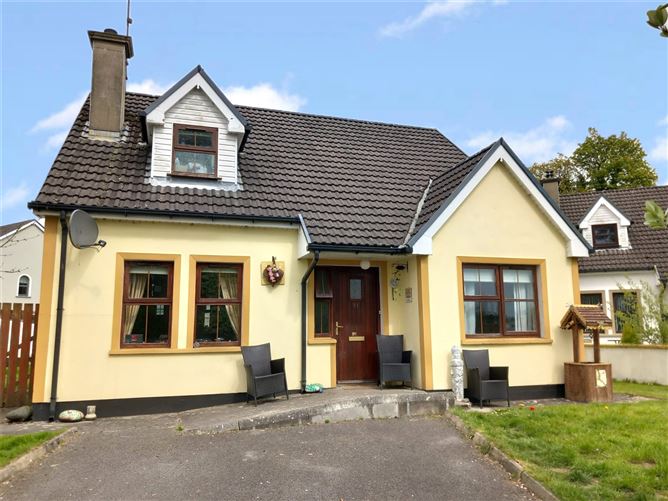 Residential property for auction in Donegal MyHome.ie