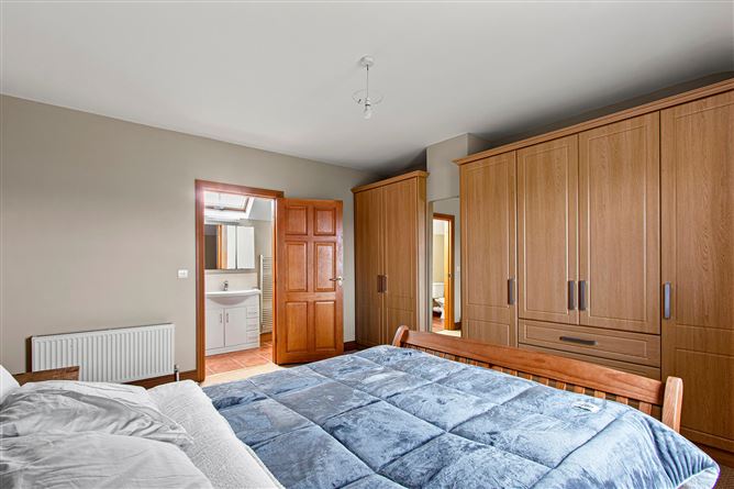 Sandstone Lodge, Derrymeleen, Ballineen, Co. Cork