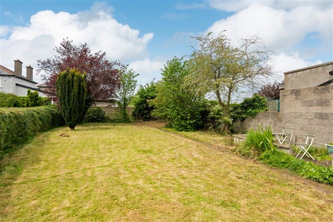 11 Hazelbrook Drive, Terenure, Dublin 6W