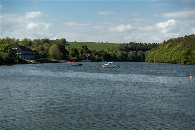 15 The Moorings, Kilmacsimon Quay, Bandon, Cork