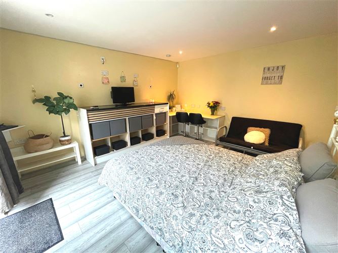 Oakview Way, Hartstown, Dublin 15