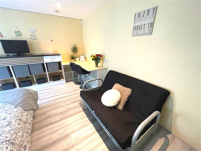 Oakview Way, Hartstown, Dublin 15