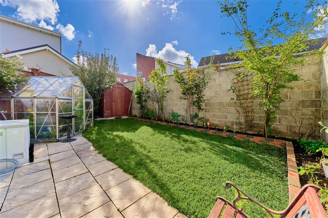 1 Phelan Drive East, Royal Canal Park, Ashtown, Dublin 15, County Dublin