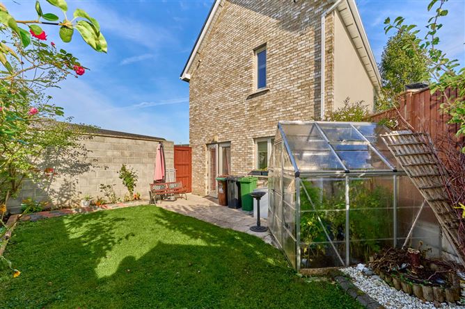 1 Phelan Drive East, Royal Canal Park, Ashtown, Dublin 15, County Dublin