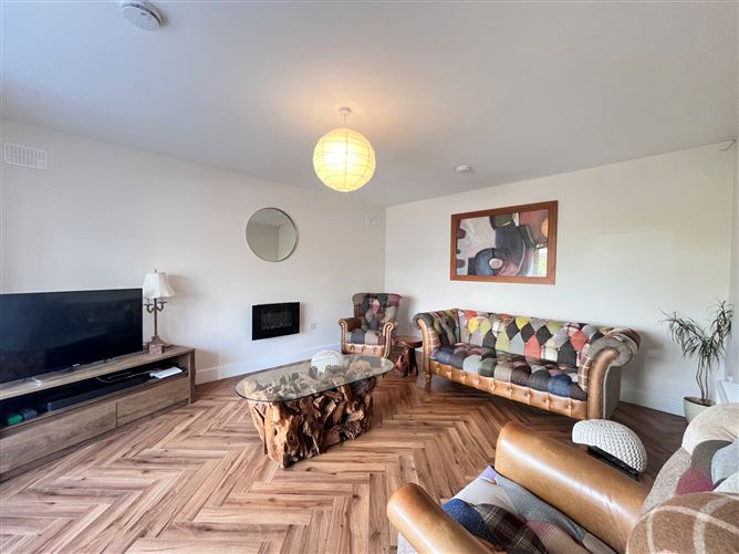 14 Monamore, Westport, Co. Mayo