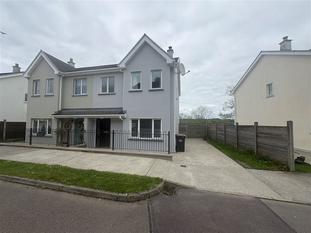 24 The Orchard, Chapel Hill, Macroom, Cork