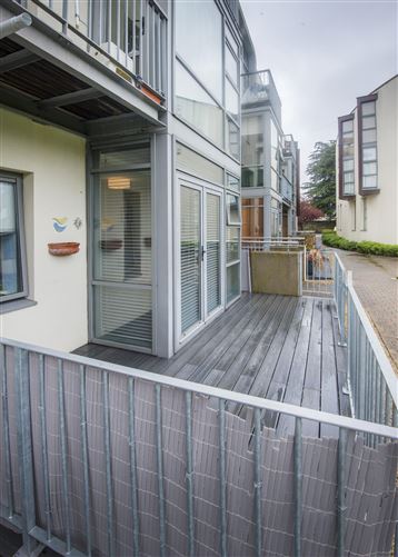Apartment 50 Eaglewood , Rochestown Avenue, Dun Laoghaire, Dublin