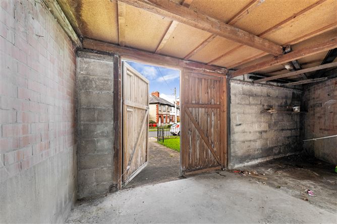 11 INISHMAAN ROAD, Gaeltacht Park, Whitehall,   Dublin 9