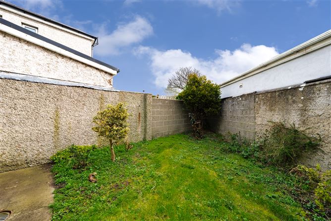 11 INISHMAAN ROAD, Gaeltacht Park, Whitehall,   Dublin 9