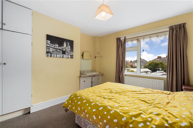 11 INISHMAAN ROAD, Gaeltacht Park, Whitehall,   Dublin 9