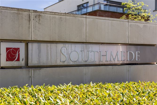Photo 9 of 10 — Apartment 2, Southmede, Dundrum, Dublin 14