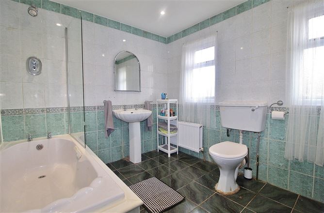 30 Conquer Hill Road, Clontarf, Dublin 3