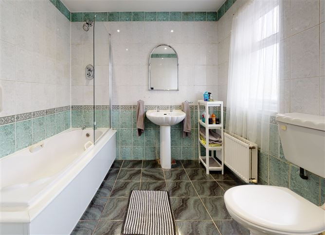 30 Conquer Hill Road, Clontarf, Dublin 3