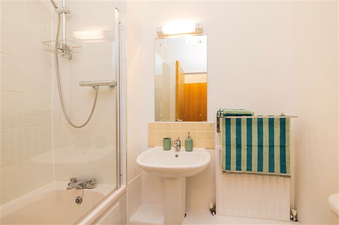 Apt 27 Malton House, Mayor Street Lower, IFSC, Dublin 1
