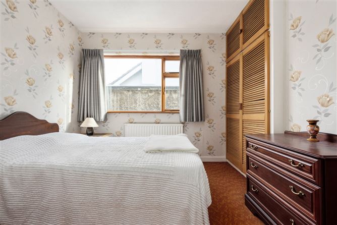 34 Shelton Park, Kimmage, Dublin 12