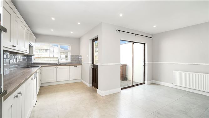 24 Greenfield Park, Ballycullen Road, Ballycullen, Dublin 24, Dublin