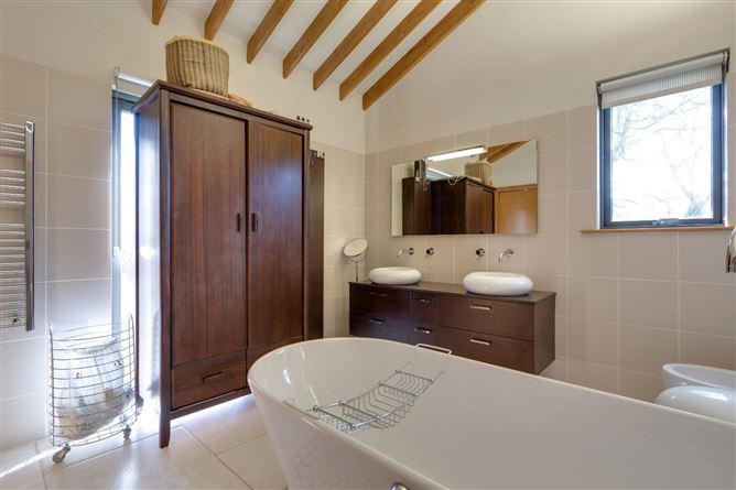 3 The Crescent, Monkstown, Co. Dublin