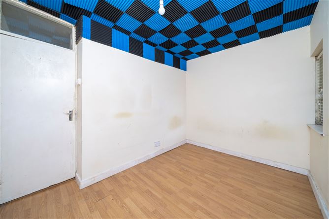 374 South Circular Road, Dolphins Barn, Dublin 8