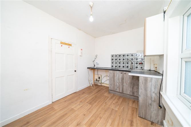 374 South Circular Road, Dolphins Barn, Dublin 8