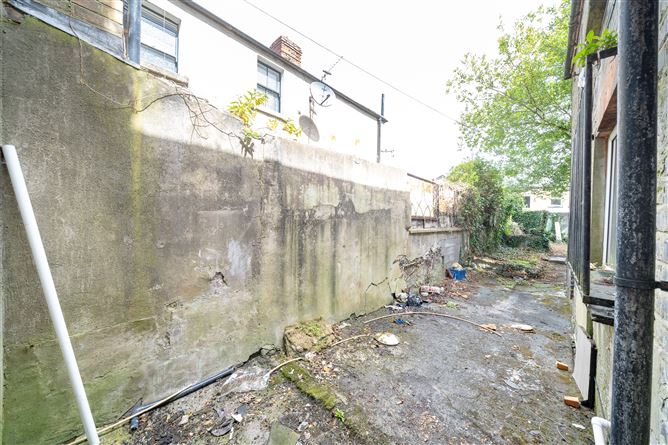 374 South Circular Road, Dolphins Barn, Dublin 8