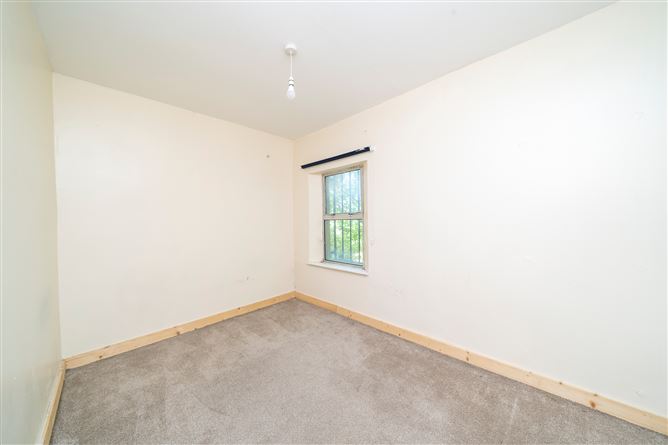 374 South Circular Road, Dolphins Barn, Dublin 8