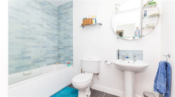 30 Greenview, Seabrook Manor, Portmarnock,   County Dublin