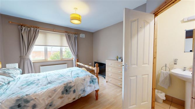 18 The Showgrounds, Rathdowney, Laois