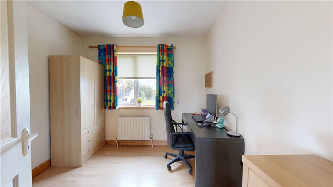 18 The Showgrounds, Rathdowney, Laois