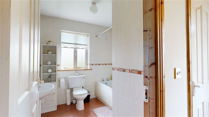 18 The Showgrounds, Rathdowney, Laois