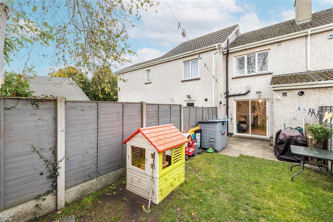 20 Burnside, Santry, Dublin 9