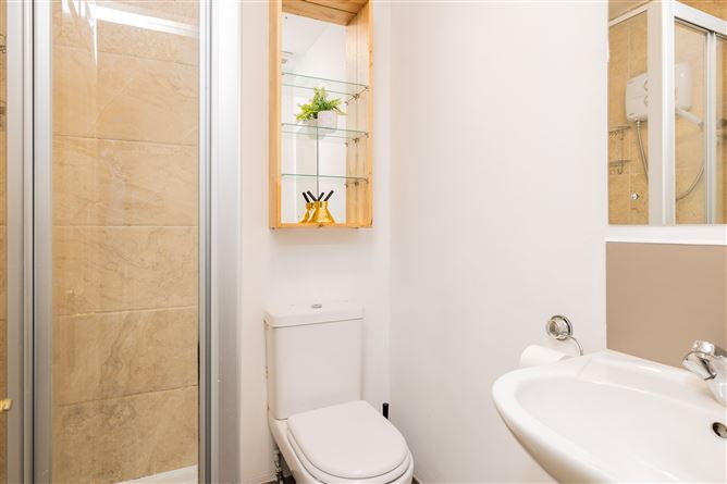20 Burnside, Santry, Dublin 9