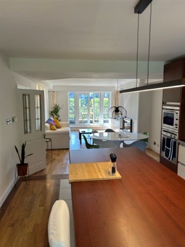 https://photos-a.propertyimages.ie/media/3/9/9/4929993/557979b7-dc8c-4a9e-b553-2cb2cfff0a25_l.jpg