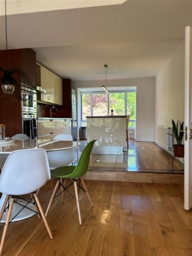 https://photos-a.propertyimages.ie/media/3/9/9/4929993/557979b7-dc8c-4a9e-b553-2cb2cfff0a25_l.jpg