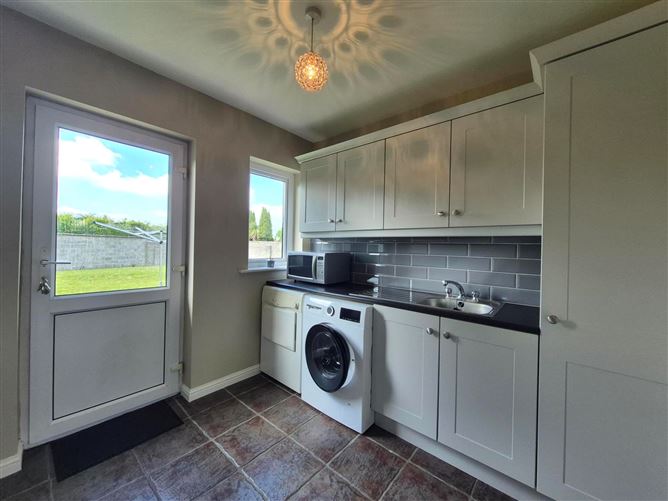 Photo 11 of 28 — 121 Palace Fields, Tuam, Co. Galway