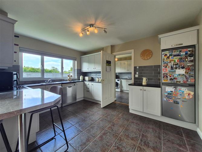 121 Palace Fields, Tuam, Co. Galway
