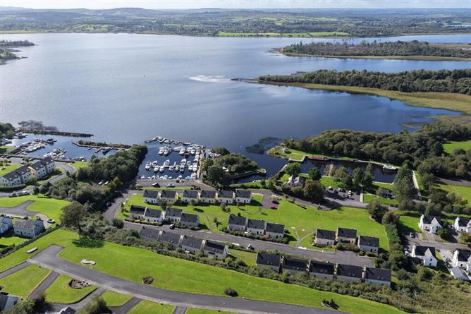 8 The Waterfront, Dromod, Carrick-On-Shannon, Leitrim