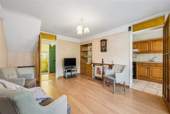 37 Edenmore Grove, Raheny, Dublin 5
