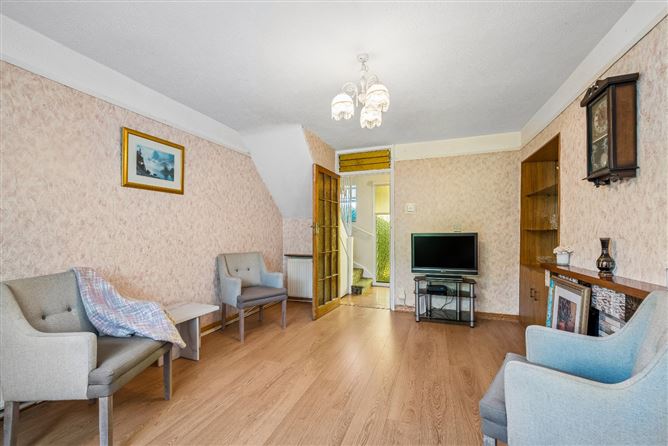 37 Edenmore Grove, Raheny, Dublin 5