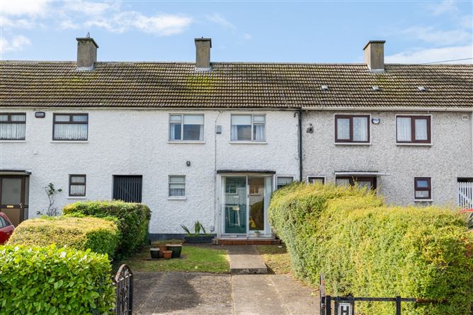 37 Edenmore Grove, Raheny, Dublin 5